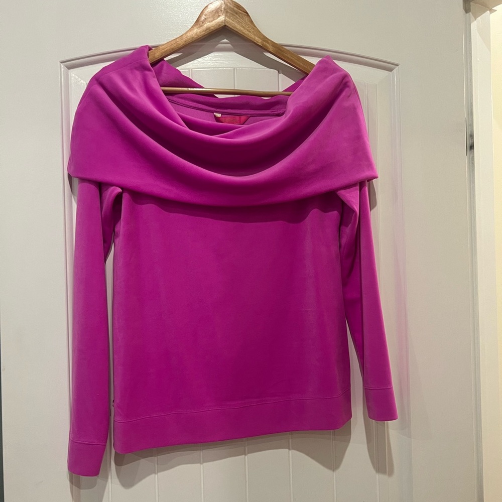 NWOT Lilly Pulitzer velour off shoulder top 🩷🩷